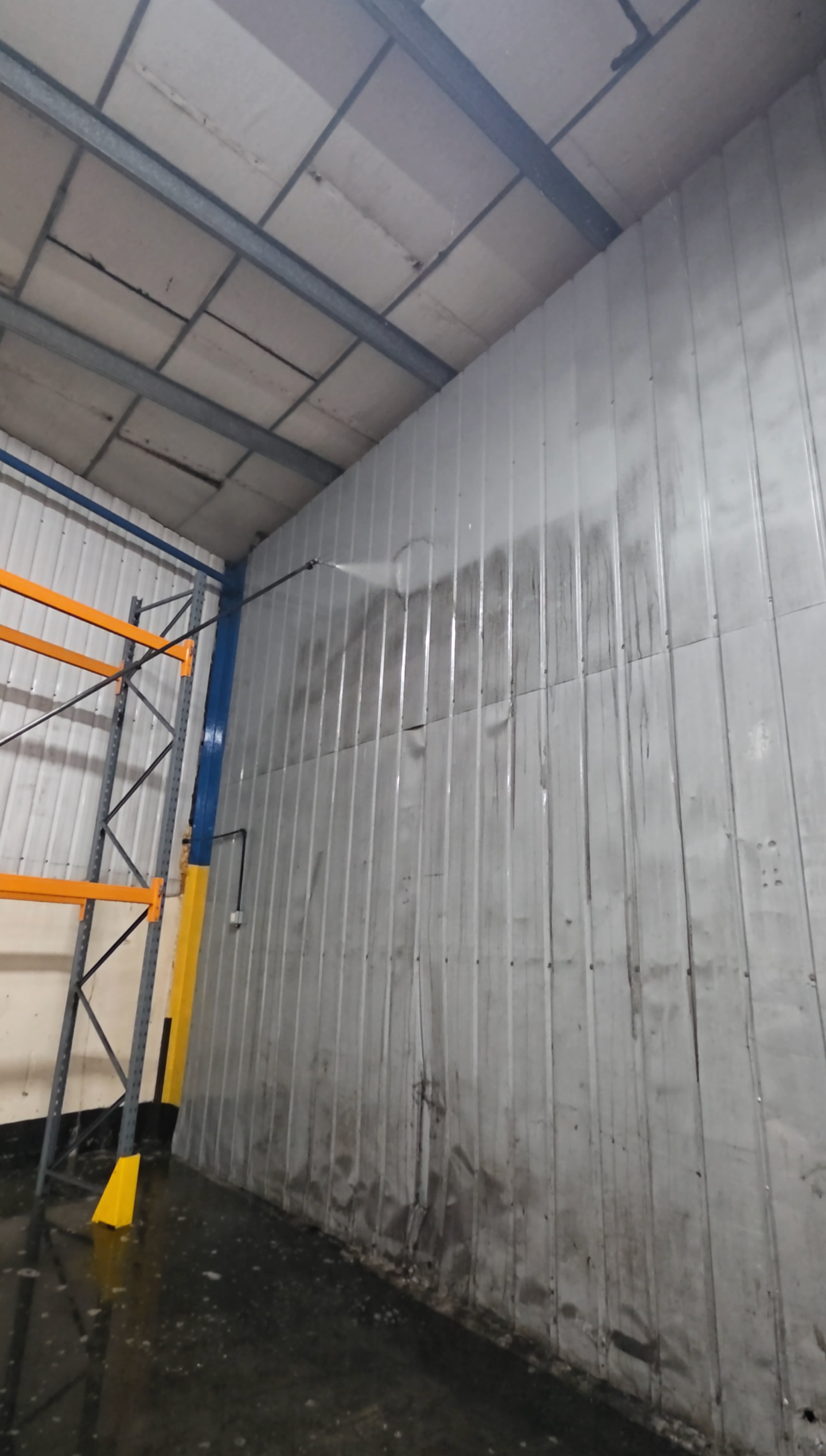 Commercial exterior cleaning Cornwall – professional cleaning services